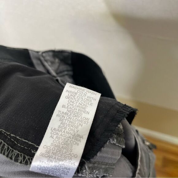 Democracy Camo Side Zip Ankle Skinny Pants 2 - Picture 6 of 7